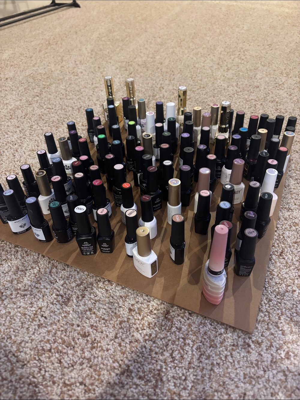 ~80 different gel nail polish’s. Most used, some new variety of brands and color